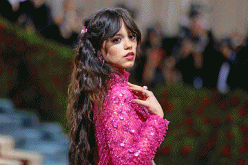 jennaortega3.gif
