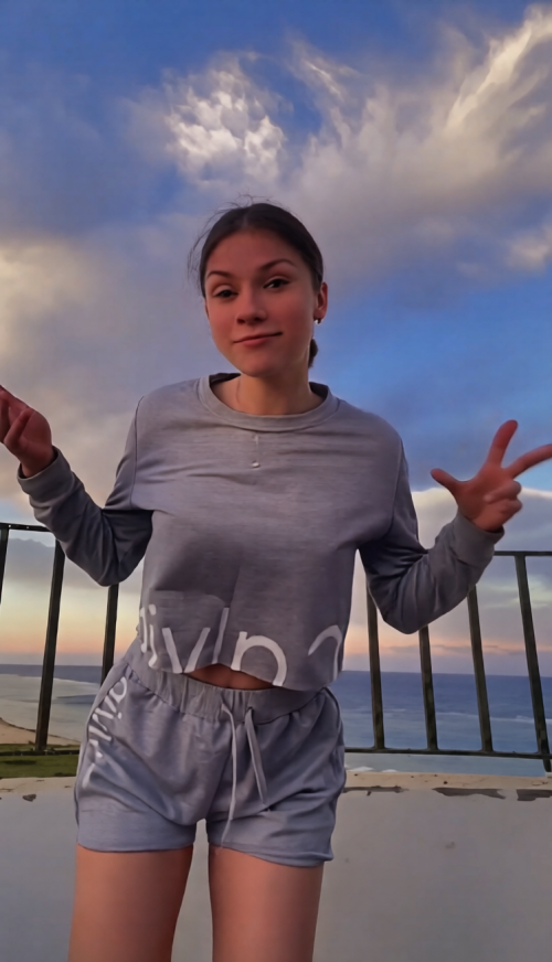 videoframe_7949-ezremove.png