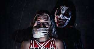 Polowanienainfluencerke-Deinfluencer.jpg