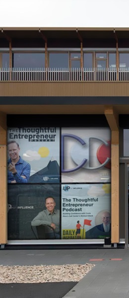 ThethoughfulentrepreneurpodcastB2BguestRichardBlankCostaRicasCallCenter.jpg