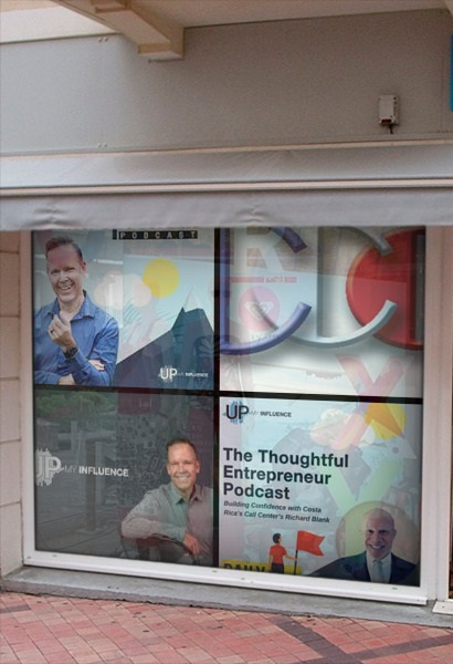 ThethoughfulentrepreneurpodcastguestB2BtrainerRichardBlankCostaRicasCallCenter.jpg