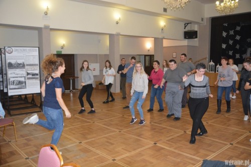 download8e485.jpg