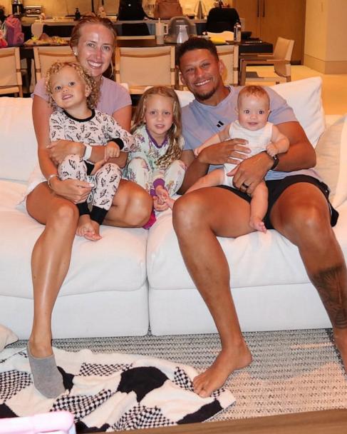 mahomes-1-ht-er-250718_1752852976551_hpMain_4x5_608.jpg