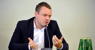 polityka218.jpg
