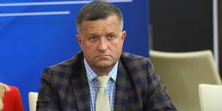 polityka226.jpg
