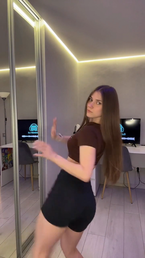 videoframe_15070.png